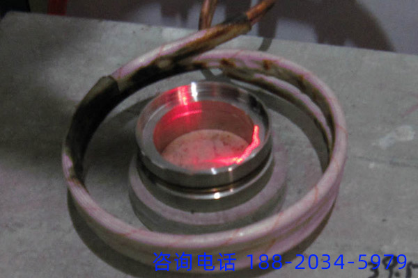 高頻淬火機(jī)對(duì)活塞環(huán)熱處理后,加工成品尺寸