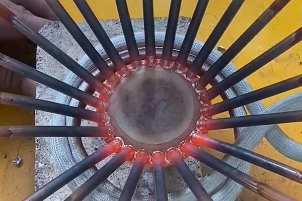 高頻焊接機，高頻釬焊機，分液器接頭銅管焊接