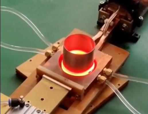 手持式高頻加熱設(shè)備測(cè)試開合線圈加熱效果