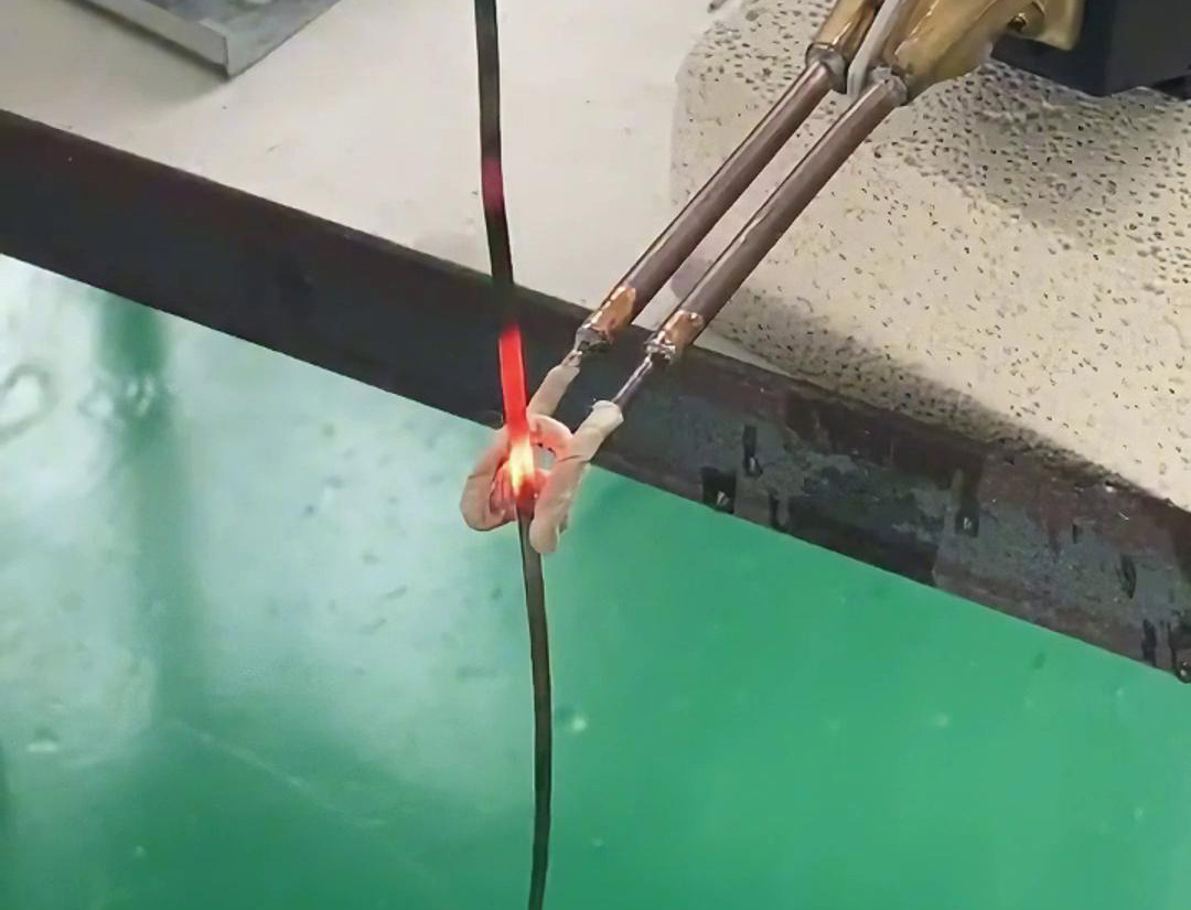 高頻在線退火技術(shù)是一種高效、精準(zhǔn)的熱處理工藝(圖2)