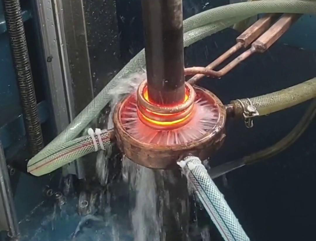 海瑞拓臥式高頻淬火機床：軸類熱處理代加工的卓越之選