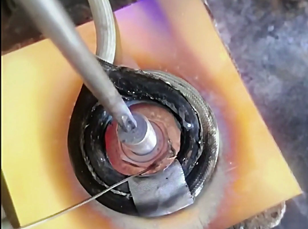 定制感應(yīng)線圈實(shí)現(xiàn)銅板與螺絲高頻精準(zhǔn)焊接：無(wú)明火、提效率、保安全