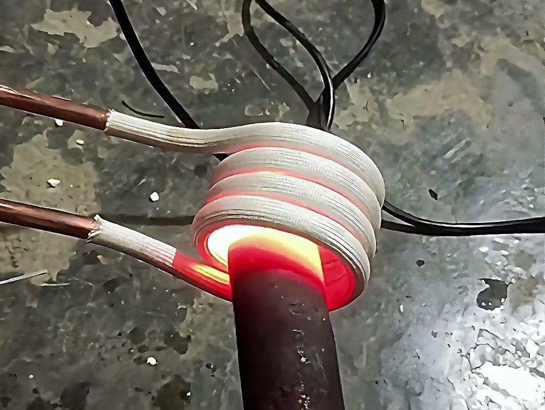 加熱鍛打全過程揭秘：高頻加熱讓金屬 “聽話” 的神奇工藝