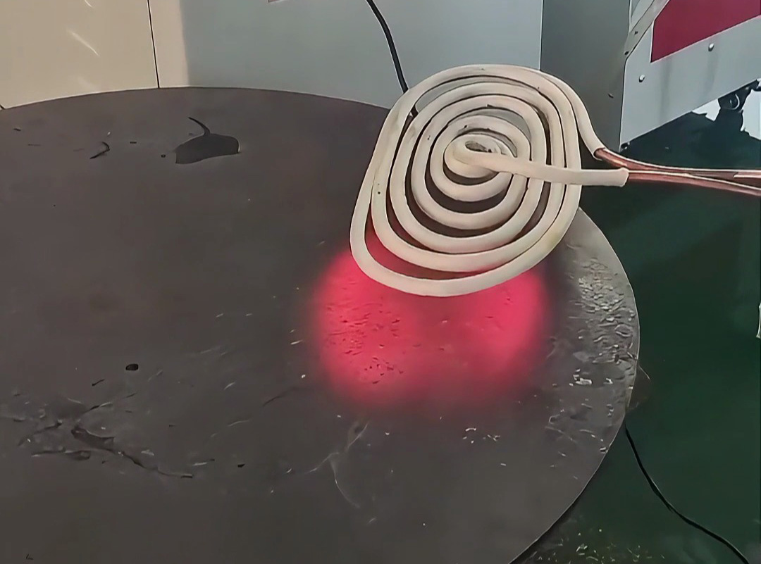 軟鏈接感應(yīng)加熱設(shè)備：優(yōu)勢與致命缺陷并存，適用場景需精準(zhǔn)把控