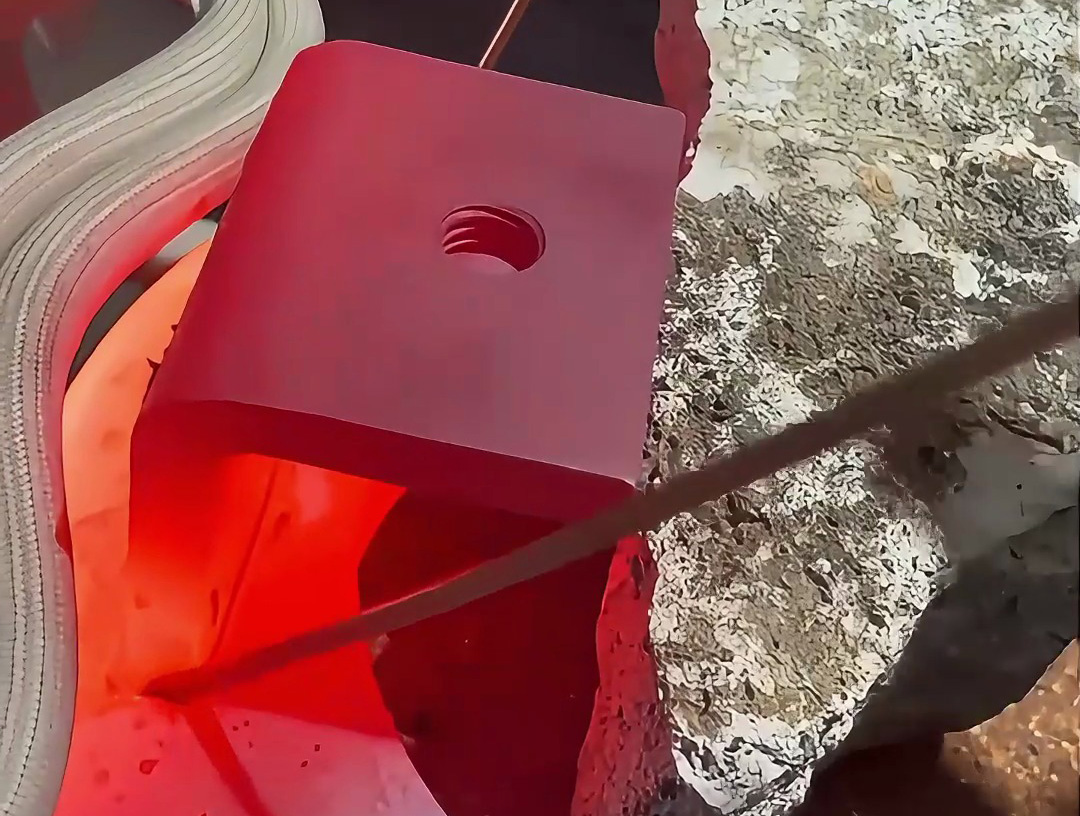 高頻感應(yīng)焊接：破解銅板銅排不規(guī)則工件焊接難題的優(yōu)選方案