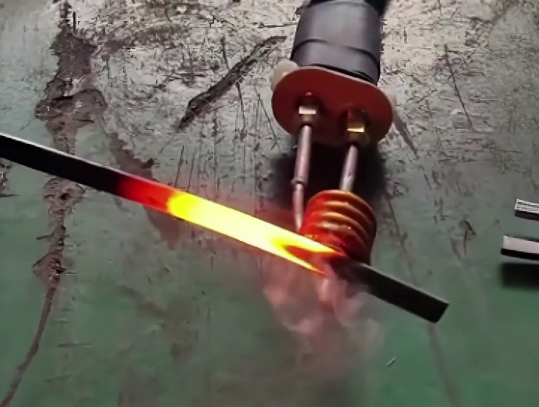 軟鏈接感應(yīng)加熱設(shè)備實(shí)測(cè)！看線圈如何輸出驚人功率