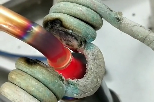 不銹鋼管和銅管釬焊在一起,異種金屬焊接用高頻焊機(jī)