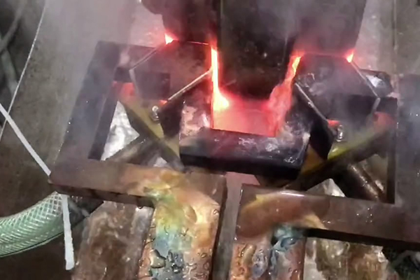 牽引輪淬火用中頻淬火設備