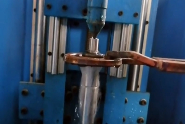 臥式淬火機(jī)個(gè)性化定制生產(chǎn)廠家