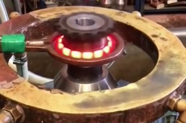 東莞立式淬火機(jī)床制造商廠家