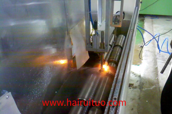 連桿高頻淬火設備加熱鋼材縱向局部溫度不均勻原因